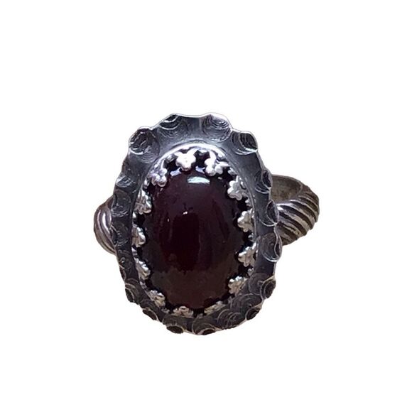 Ring, Garnet and Sterling Silver Ring, Handmade, size 8.5, NEW, Artisan - Picture 2 of 10